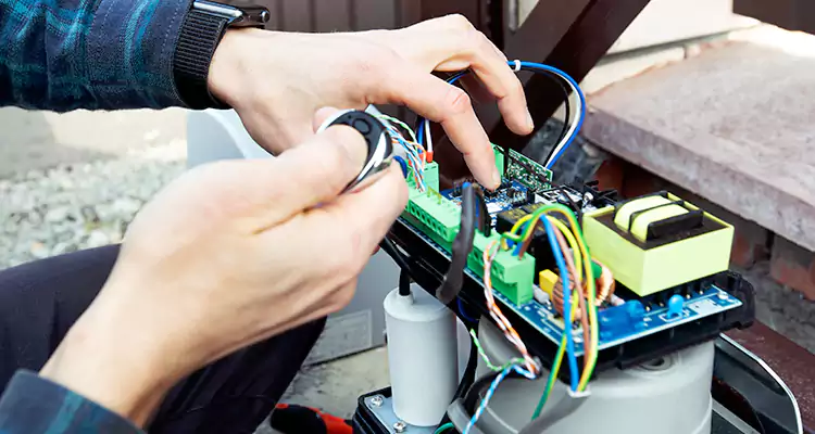 Automatic Driveway Gate Repair in Coral Terrace, FL