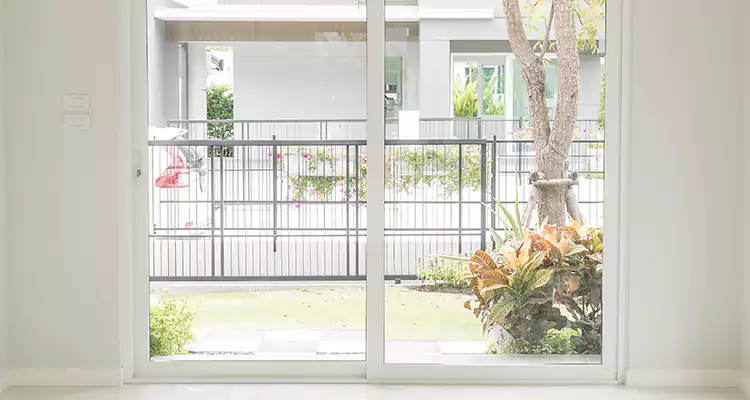 Balcony Screen Door Repair in Coral Terrace, FL