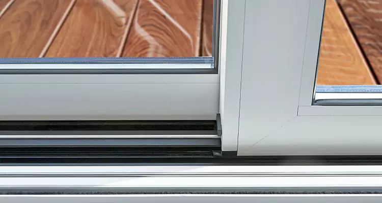 Patio Doors Leaking Water Issue Repair Services in Coral Terrace, FL