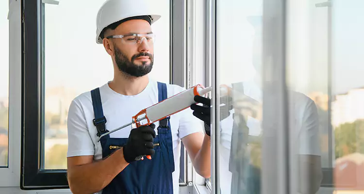 Retractable Screens Repair for Patio in Coral Terrace, FL