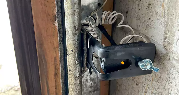 Fix Broken Garage Door Sensor in Coral Terrace, FL