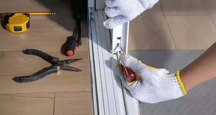 Closet Sliding Door Track Repair in Coral Terrace, FL