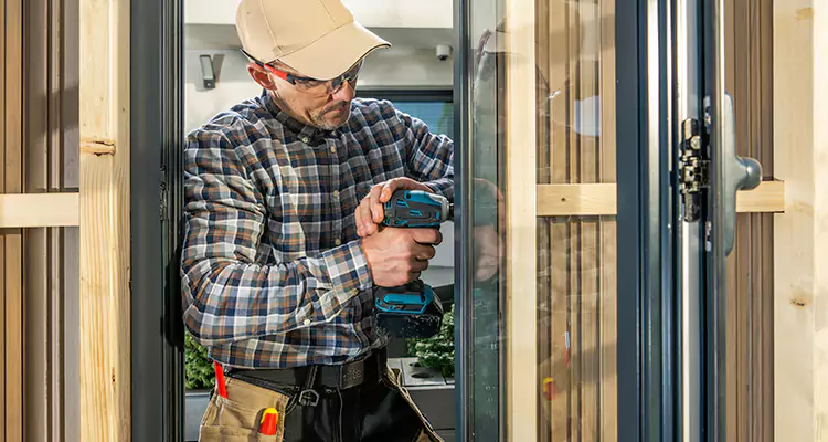 Top-Rated Patio Door Handle and Lock Repair Service for Homeowners in Coral Terrace, FL