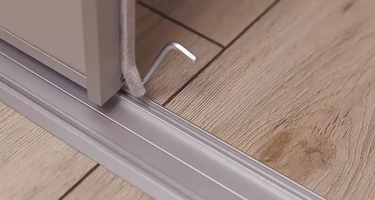 Squeaky Sliding Door Repair in Coral Terrace, FL