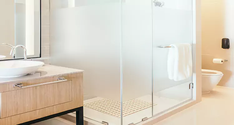 Expert Shower Door Fix and Repair in Coral Terrace, FL