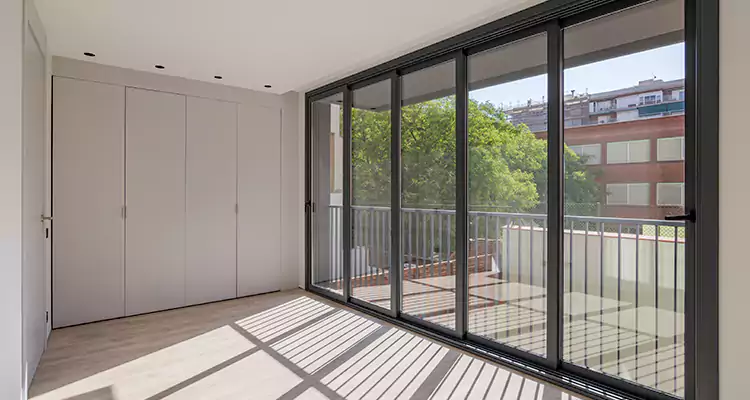 Fix Sliding Screen Door Track in Coral Terrace, FL